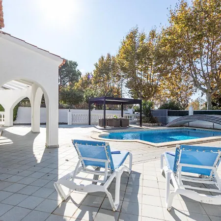 Holiday Sant Maurici Holiday home Empuriabrava